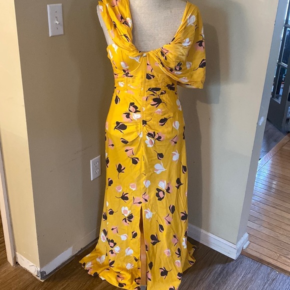 Self-Portrait Yellow Floral Maxi Dress - Picture 2 of 9